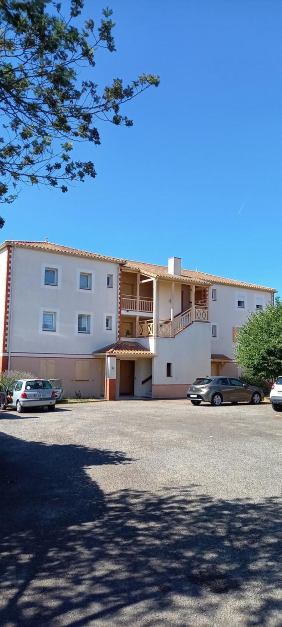 Apartamento 3 Pieces Proche Commerces Et Golf