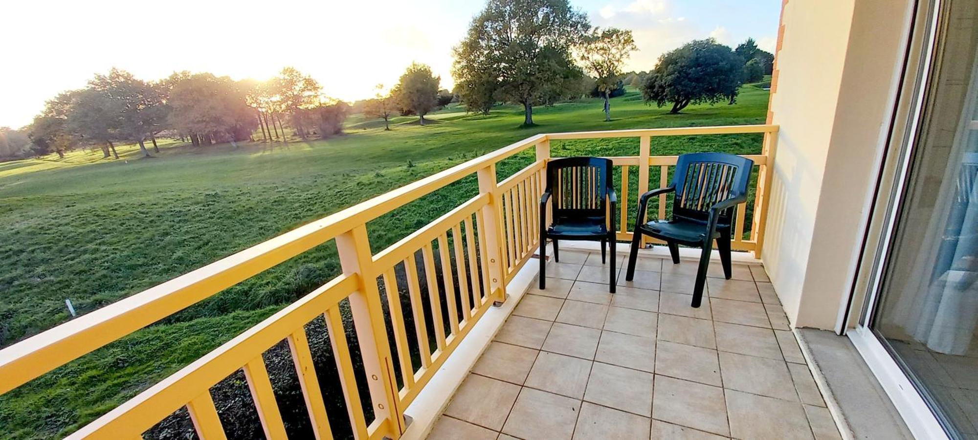 Apartment 3 Pieces Proche Commerces Et Golf